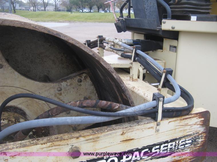 image for item J2997 Ingersoll Rand SD100D Pro Pac compactor