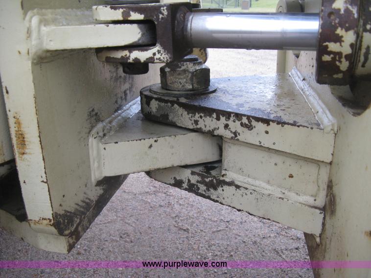 image for item J2997 Ingersoll Rand SD100D Pro Pac compactor