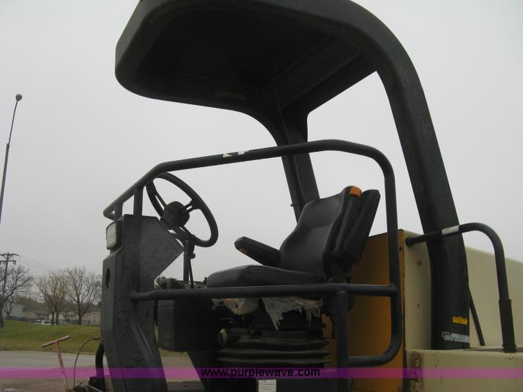 image for item J2997 Ingersoll Rand SD100D Pro Pac compactor