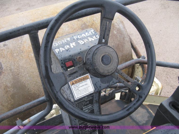 image for item J2997 Ingersoll Rand SD100D Pro Pac compactor