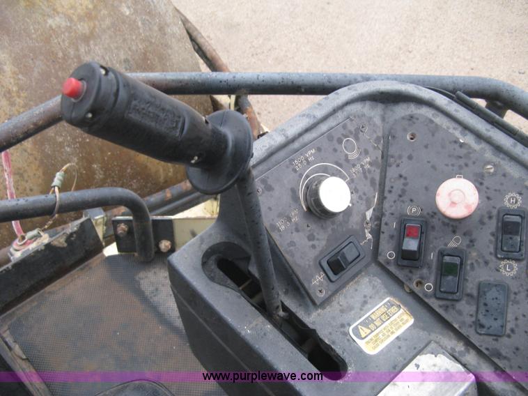 image for item J2997 Ingersoll Rand SD100D Pro Pac compactor