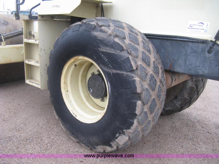 image for item J2997 Ingersoll Rand SD100D Pro Pac compactor