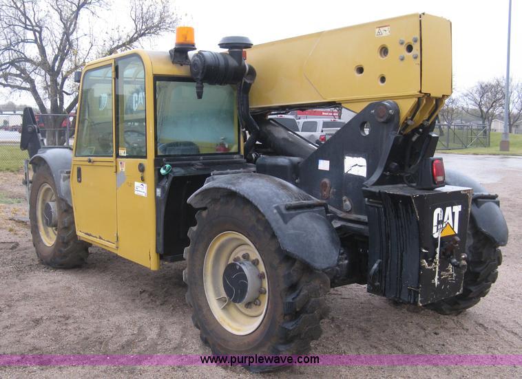 image for item J2998 Caterpillar TL943 telehandler