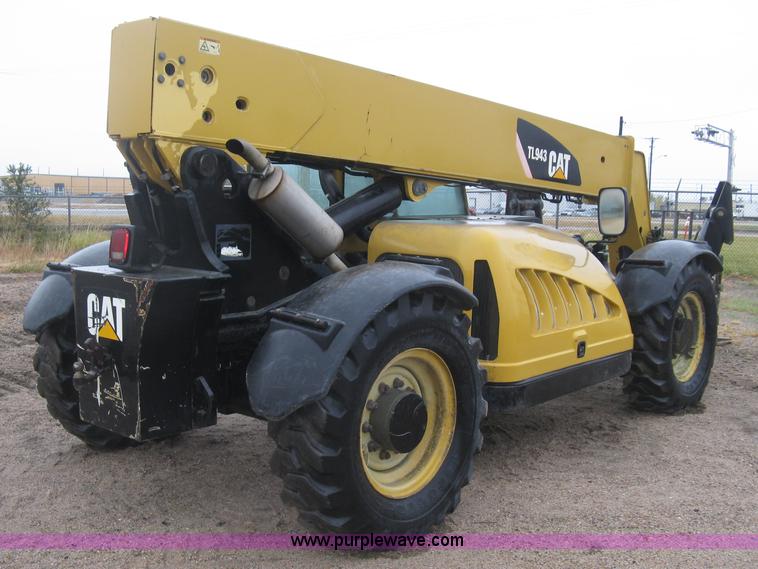 image for item J2998 Caterpillar TL943 telehandler