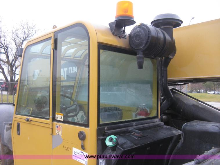 image for item J2998 Caterpillar TL943 telehandler