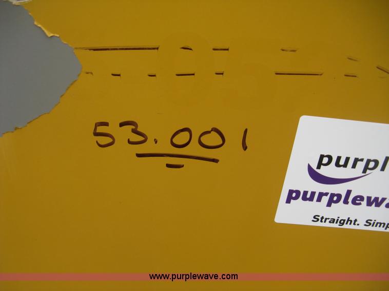 image for item J2998 Caterpillar TL943 telehandler