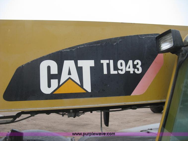 image for item J2998 Caterpillar TL943 telehandler