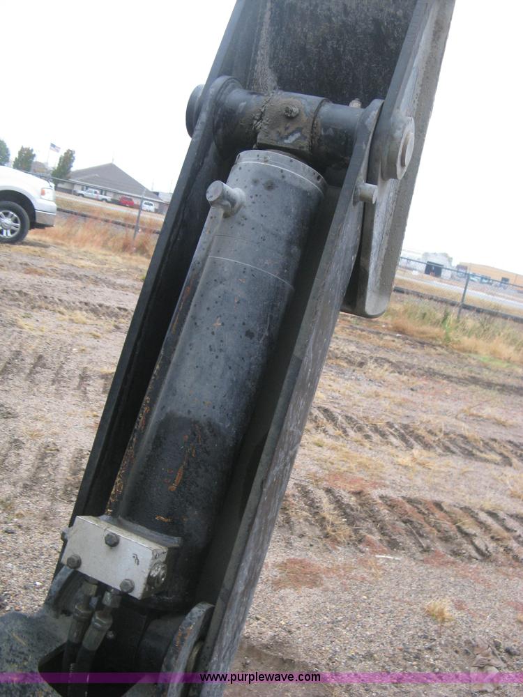 image for item J2998 Caterpillar TL943 telehandler