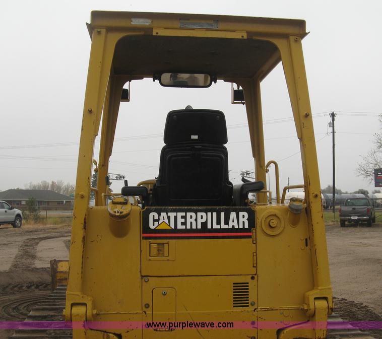 image for item J2999 1998 Caterpillar D5C LGP Series III dozer