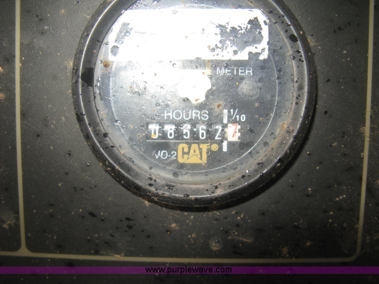 image for item J2999 1998 Caterpillar D5C LGP Series III dozer