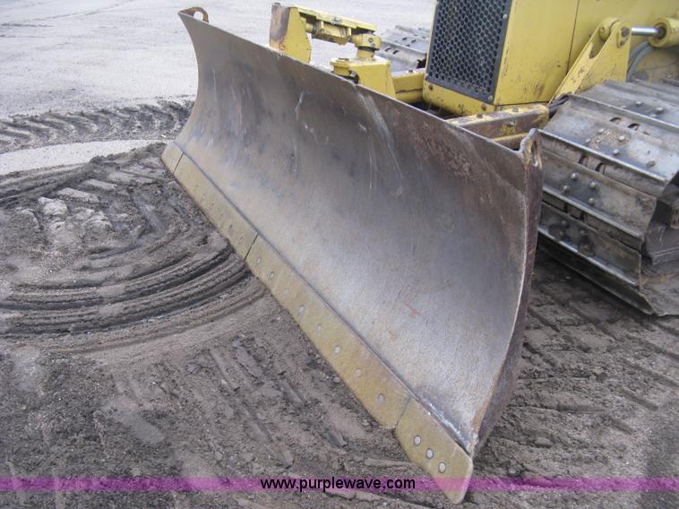 image for item J2999 1998 Caterpillar D5C LGP Series III dozer