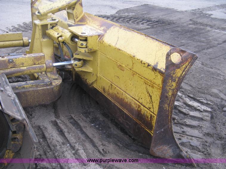 image for item J2999 1998 Caterpillar D5C LGP Series III dozer