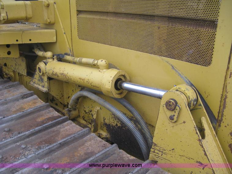 image for item J2999 1998 Caterpillar D5C LGP Series III dozer