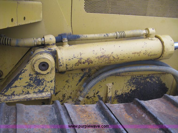 image for item J2999 1998 Caterpillar D5C LGP Series III dozer