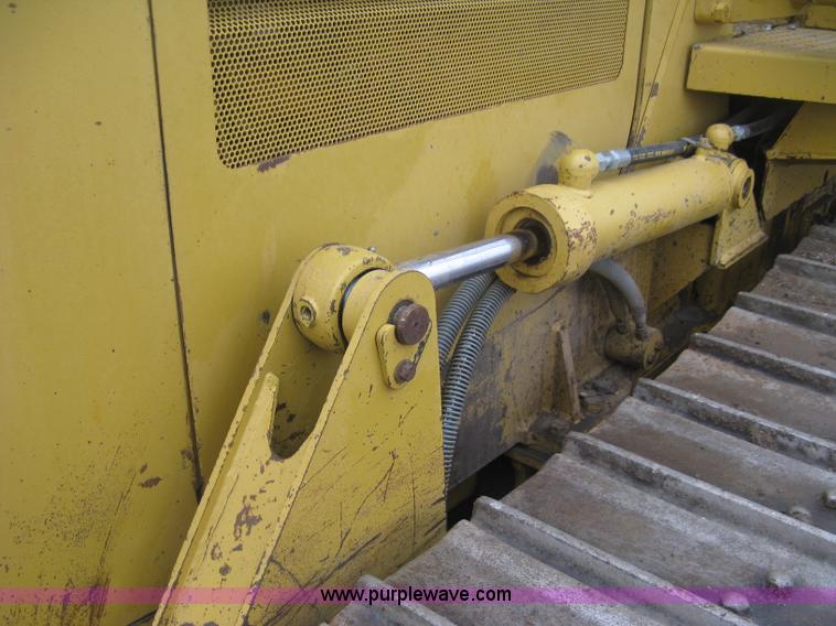 image for item J2999 1998 Caterpillar D5C LGP Series III dozer