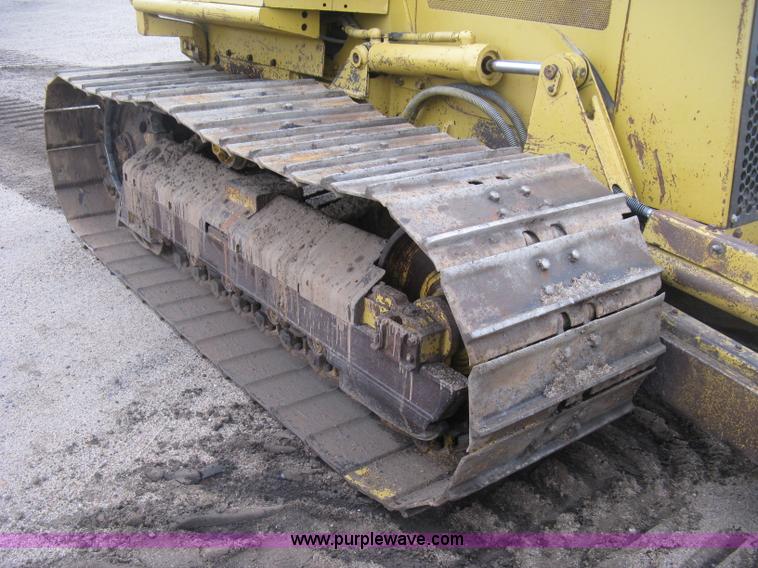 image for item J2999 1998 Caterpillar D5C LGP Series III dozer