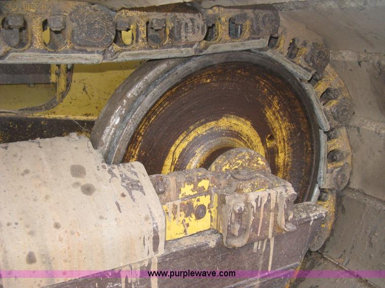 image for item J2999 1998 Caterpillar D5C LGP Series III dozer