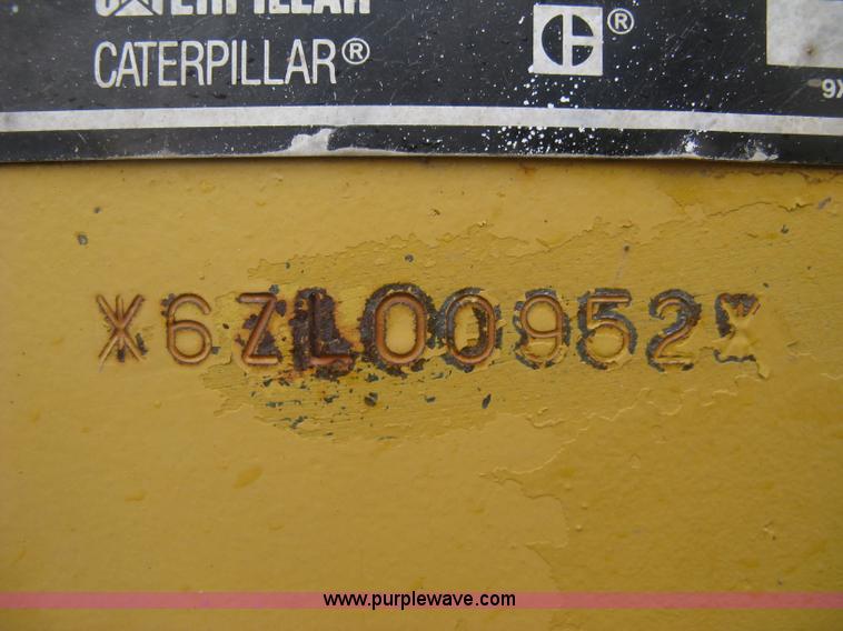 image for item J2999 1998 Caterpillar D5C LGP Series III dozer