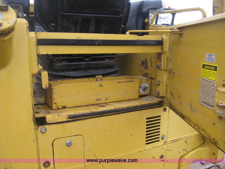 image for item J2999 1998 Caterpillar D5C LGP Series III dozer