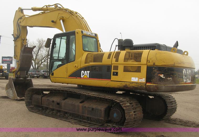 image for item J3000 2003 Caterrpillar 330CL excavator