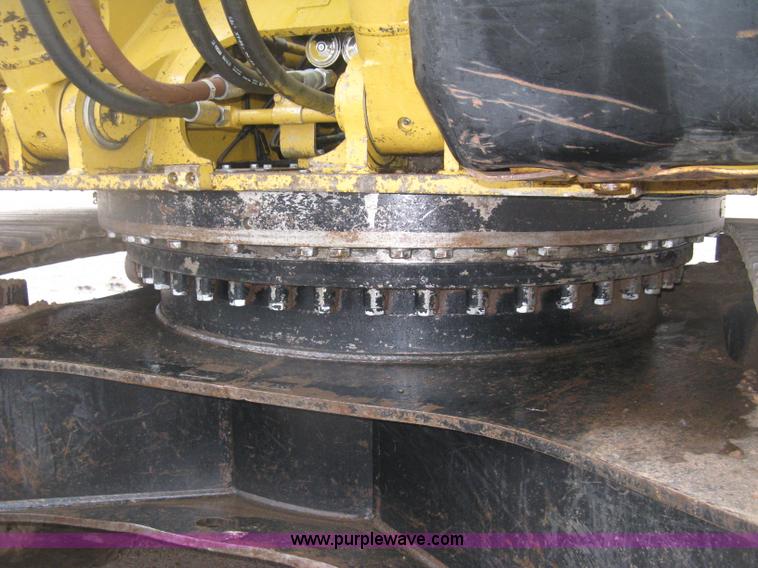 image for item J3000 2003 Caterrpillar 330CL excavator