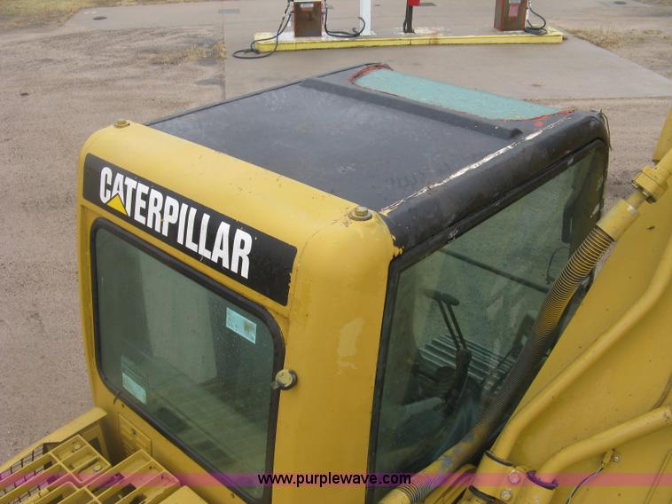image for item J3000 2003 Caterrpillar 330CL excavator