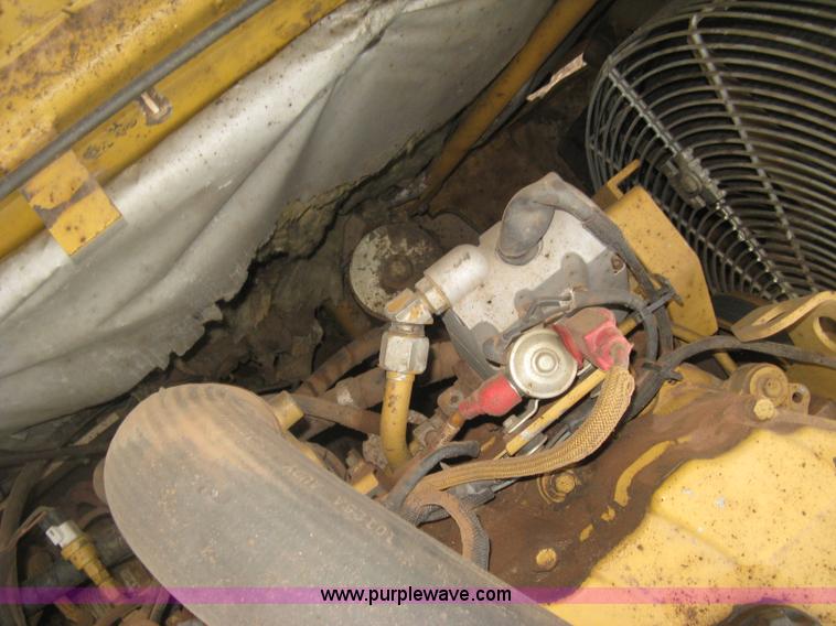 image for item J3000 2003 Caterrpillar 330CL excavator