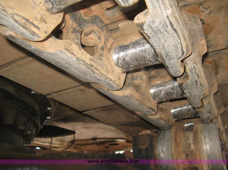 image for item J3000 2003 Caterrpillar 330CL excavator