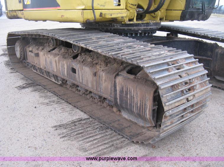 image for item J3000 2003 Caterrpillar 330CL excavator