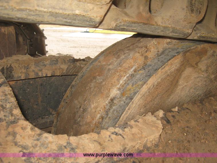 image for item J3000 2003 Caterrpillar 330CL excavator