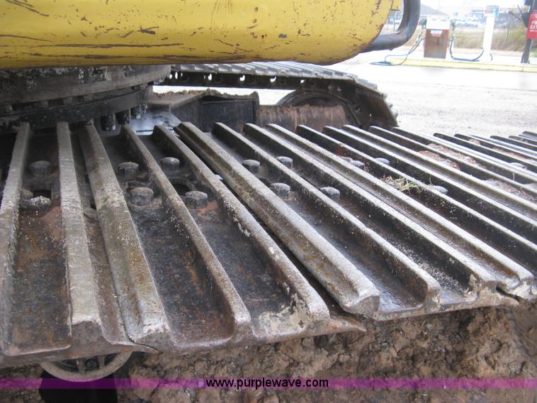 image for item J3000 2003 Caterrpillar 330CL excavator