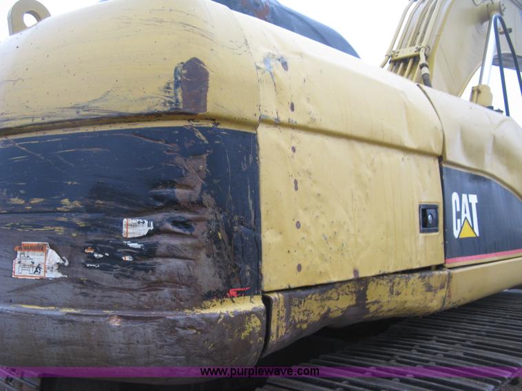 image for item J3000 2003 Caterrpillar 330CL excavator