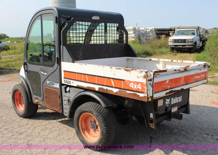 image for item J3546 2003 Bobcat Toolcat 5600 utility work machine