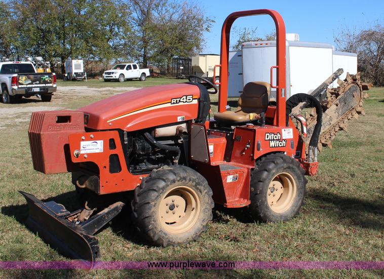 image for item J4256 2012 Ditch Witch RT45 trencher