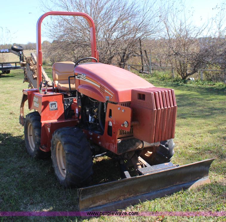 image for item J4256 2012 Ditch Witch RT45 trencher
