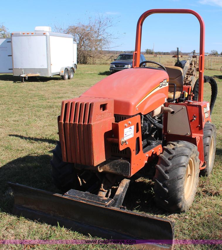 image for item J4256 2012 Ditch Witch RT45 trencher