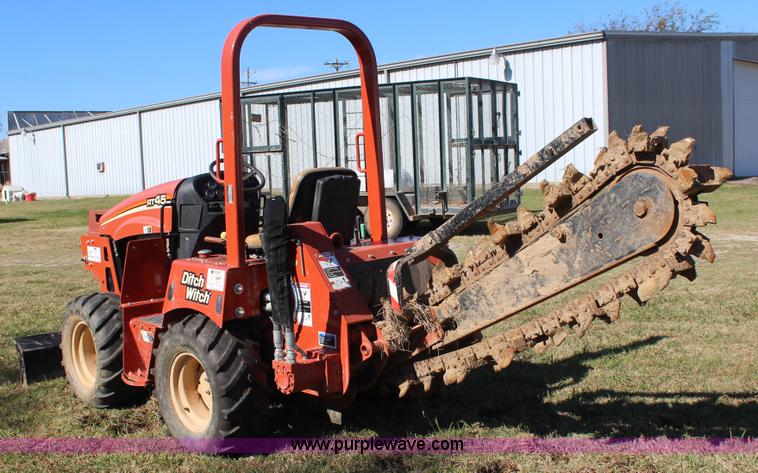 image for item J4256 2012 Ditch Witch RT45 trencher