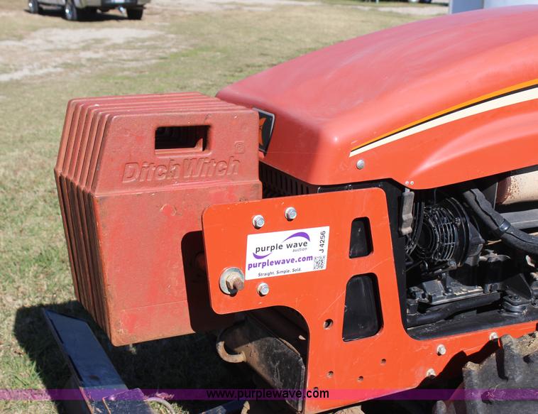 image for item J4256 2012 Ditch Witch RT45 trencher