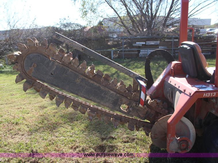 image for item J4256 2012 Ditch Witch RT45 trencher