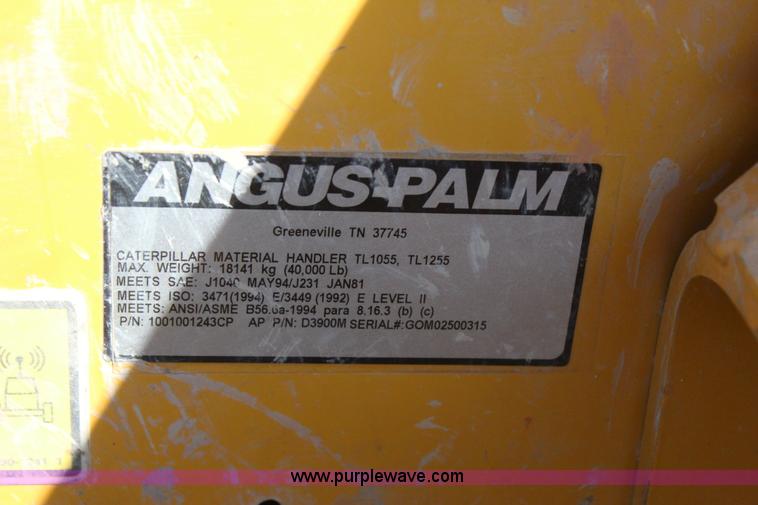 image for item J4262 2008 Caterpillar TL1055 telehandler