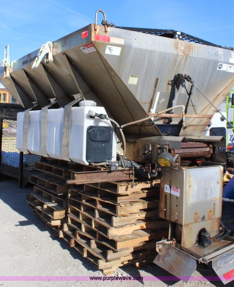 image for item J4536 Monroe stainless steel spreader