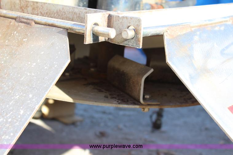 image for item J4536 Monroe stainless steel spreader