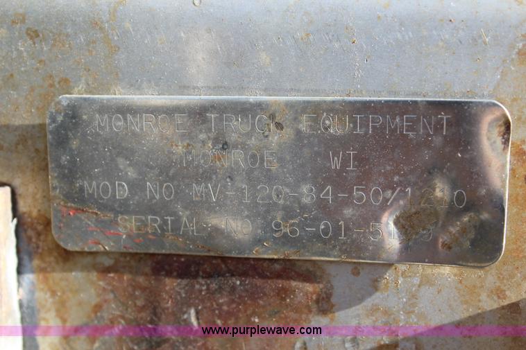 image for item J4536 Monroe stainless steel spreader