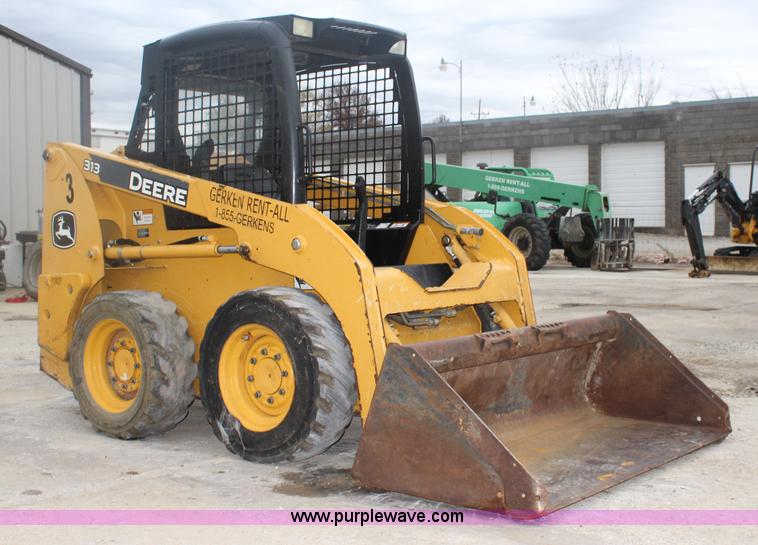 image for item J4578 2012 John Deere 313 skid steer