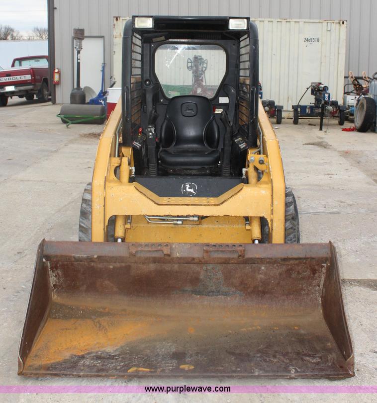 image for item J4578 2012 John Deere 313 skid steer