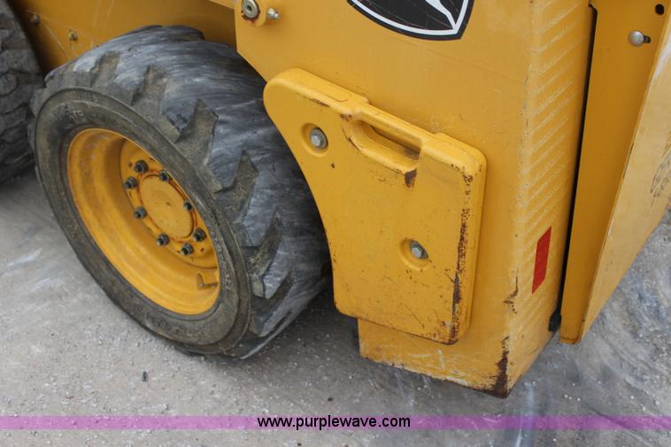 image for item J4578 2012 John Deere 313 skid steer