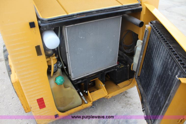 image for item J4578 2012 John Deere 313 skid steer