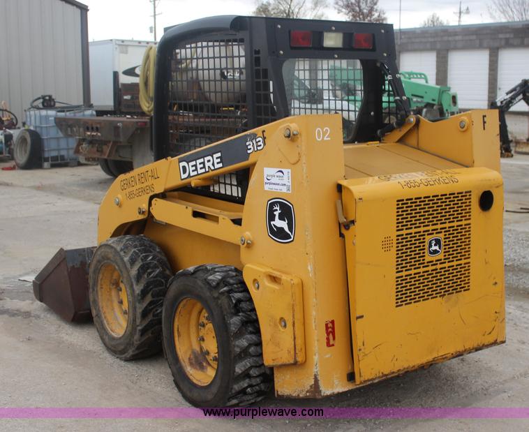 image for item J4579 2011 John Deere 313 skid steer
