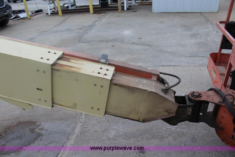 image for item J4580 1999 JLG 600S boom lift