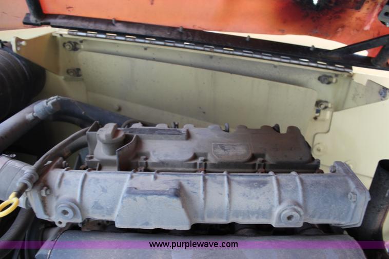 image for item J4580 1999 JLG 600S boom lift